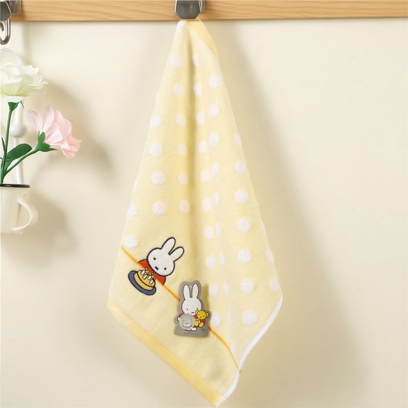 منشفة يد للأطفال بتصميم كرتوني - مراجعة Baby Products Must Have وسعره