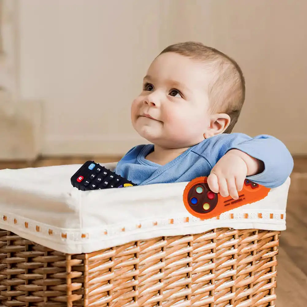 طفل سيليكون عضاضة اللعب التحكم - مراجعة Baby Products Natural وسعره